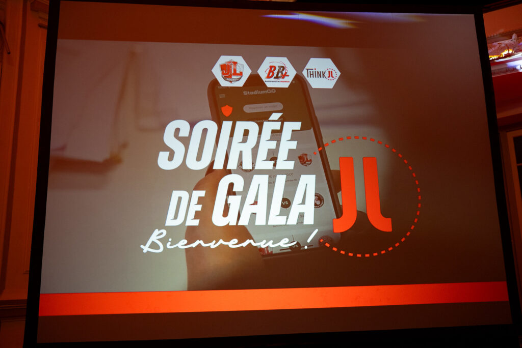 55177636400_c9cc569d4c_k